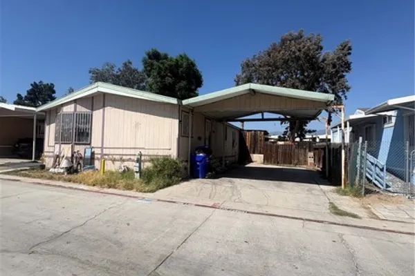 243 N MERIDIAN AVE