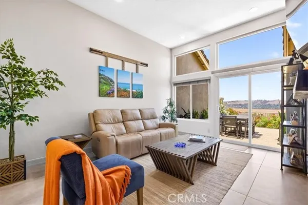27589 PASEO SEGOVIA