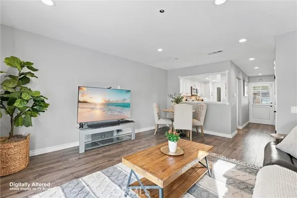 25 BENTWOOD LN