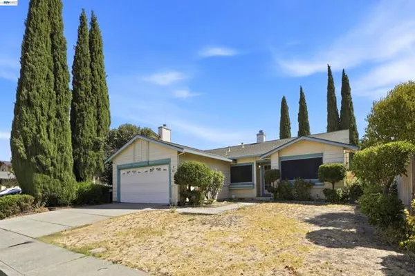 827 YOSEMITE WAY