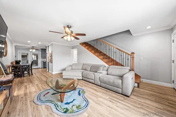 8445 GRAVES AVE 26