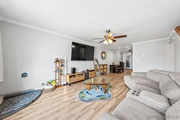 8445 GRAVES AVE 26