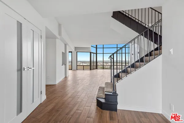4337 MARINA CITY DR 42
