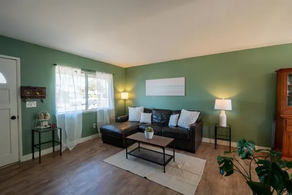 4932 VERDE DR