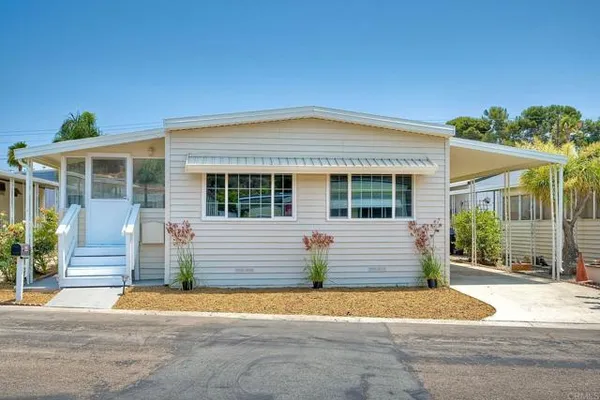 1951 47TH ST SPC 44
