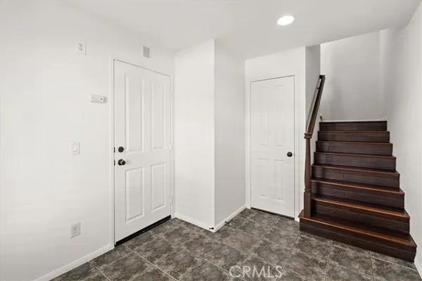 1800 OAK ST 319