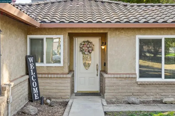 22797 COZY CT