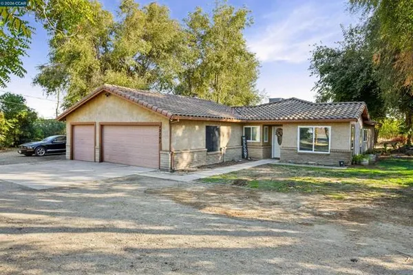 22797 COZY CT