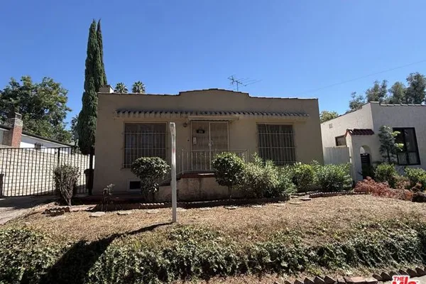 316 N BRONSON AVE
