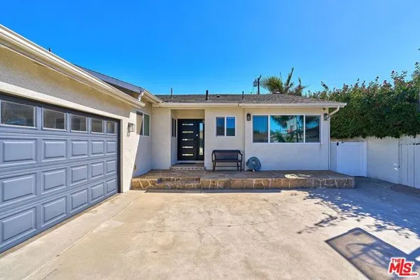 3310 ONRADO ST