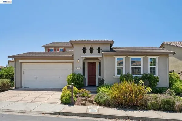 123 BENMORE DR