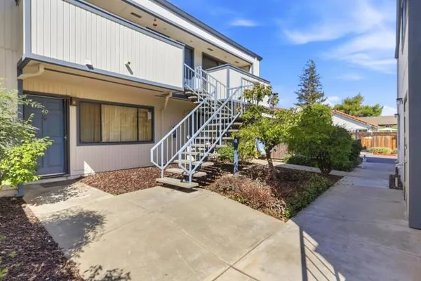 3597 S BASCOM AVE 43