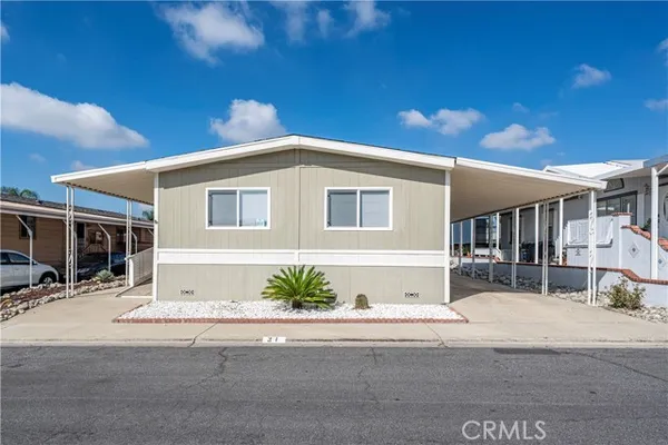 929 E FOOTHILL BLVD SPC 31
