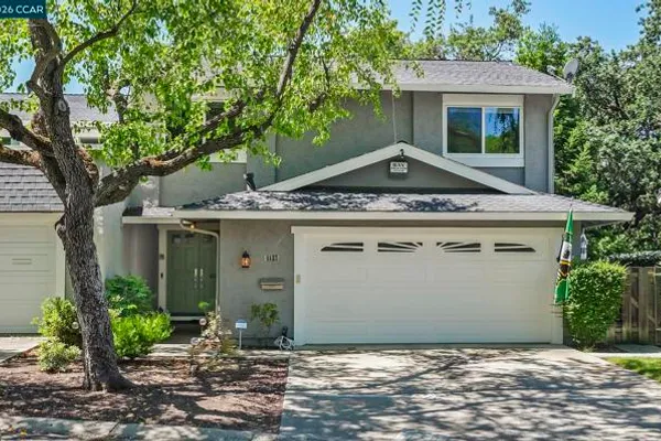 1127 GLENGARRY DR