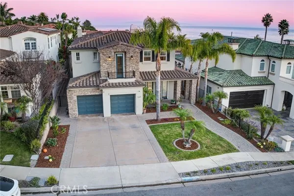 147 BEACHCOMBER DR