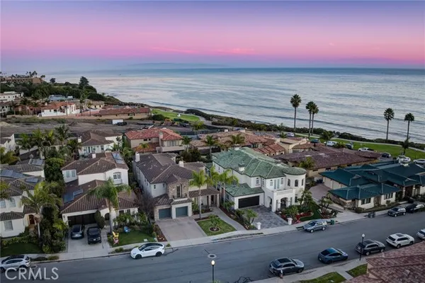 147 BEACHCOMBER DR