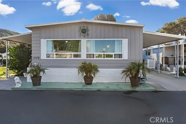 1848 CAROLYN DR