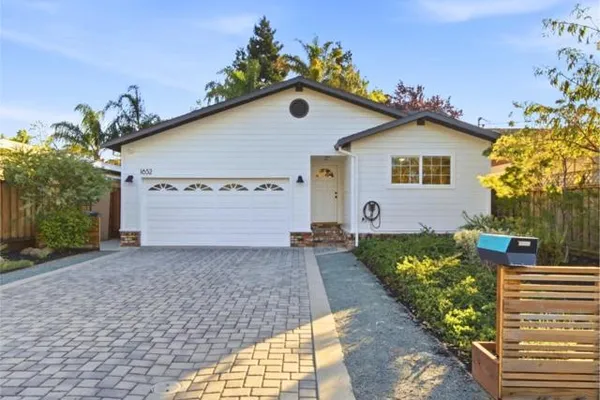 1652 KENTFIELD AVE