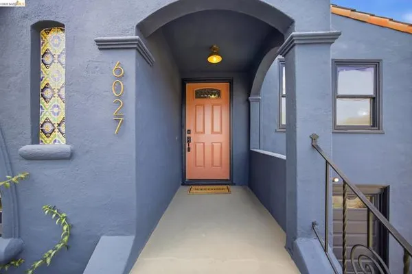 6027 BUENA VENTURA AVE