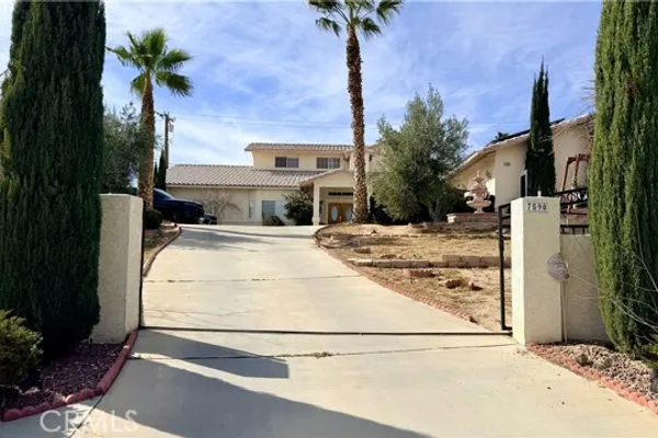 7590 FAIRWAY DR