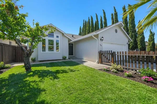 154 SAN CARLOS AVE