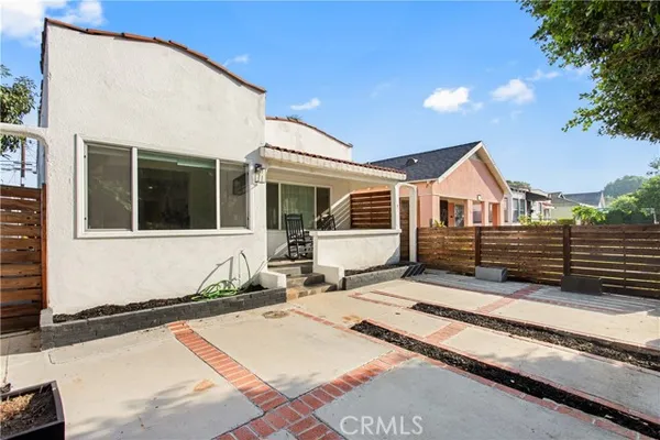 1553 W 60TH PL