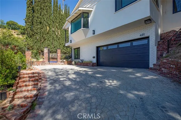 401 BROCKMONT DR
