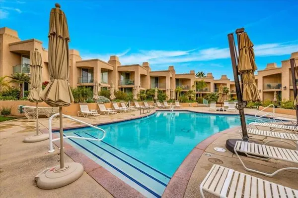 1555 N CHAPARRAL RD 334
