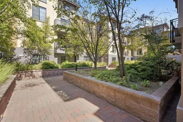 800 N 8TH ST 314