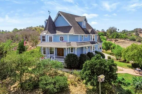 5398 CAMINO JASMINE