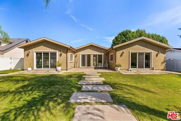 8817 ENCINO AVE