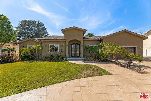 8817 ENCINO AVE