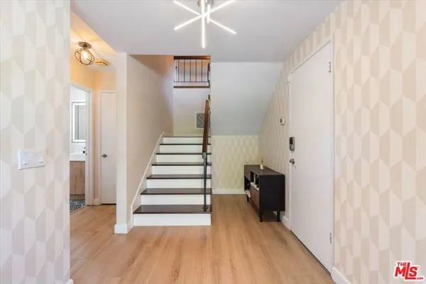2916 BRIARWOOD DR