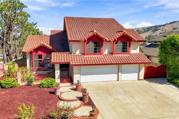 2600 LEGEND LN