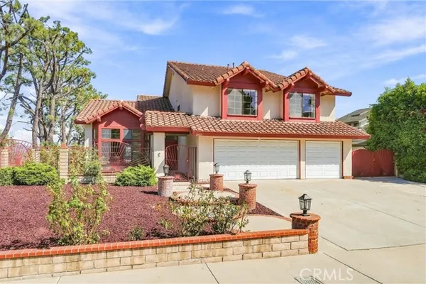 2600 LEGEND LN