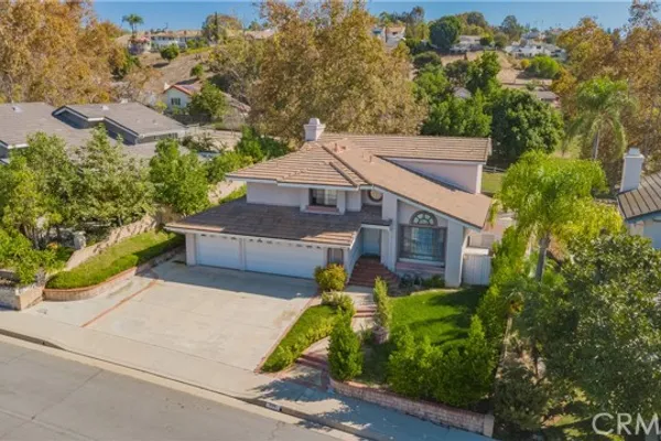 930 CRYSTAL WATER LN