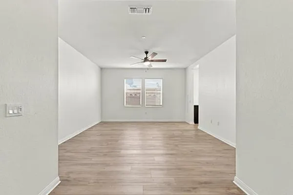 25866 HOLLOW POINT CT