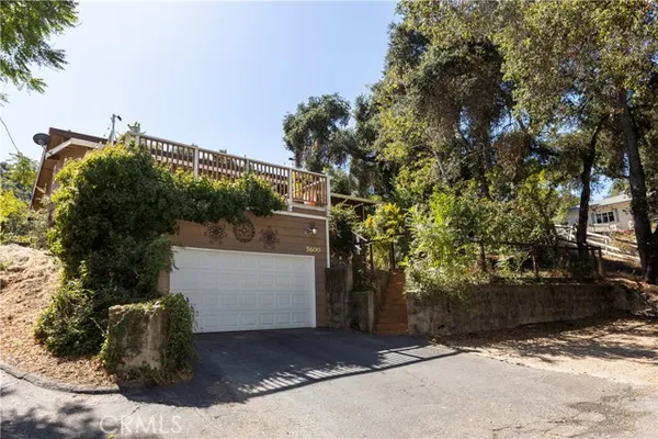 5600 ARROYO AVE