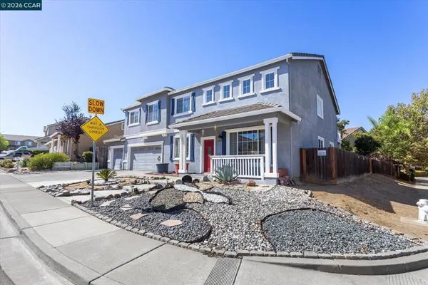 6 BRIDLEWOOD CT