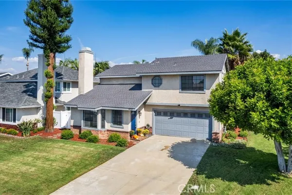 629 DAMIEN AVE