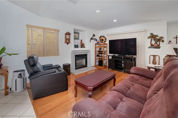 31313 CASTAIC OAKS LN