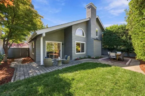 706 NEWPORT CIR