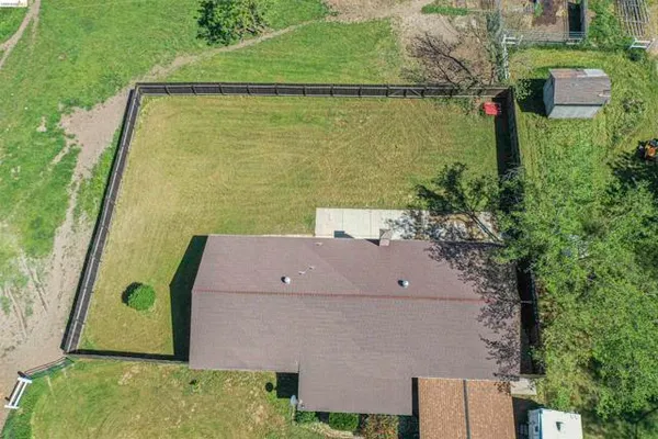 10458 SOUTHWORTH RD