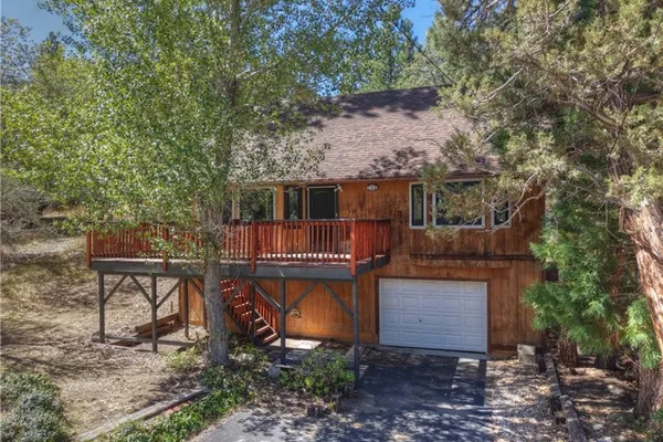 248 VISTA LN