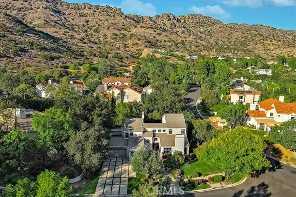 5623 HIDDEN GLEN CT