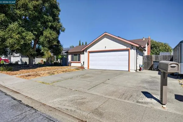 509 HACIENDA LN
