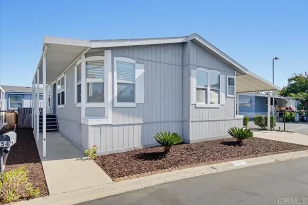 1575 W VALLEY PKWY SPC 54