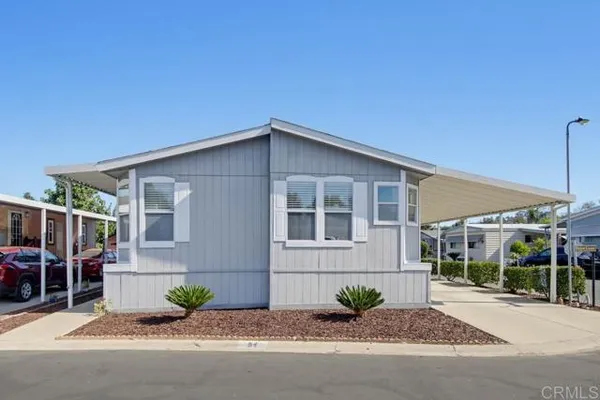1575 W VALLEY PKWY SPC 54