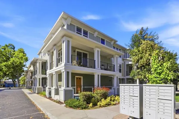 40750 GREYSTONE TER