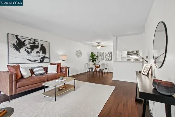 39843 CEDAR BLVD 121